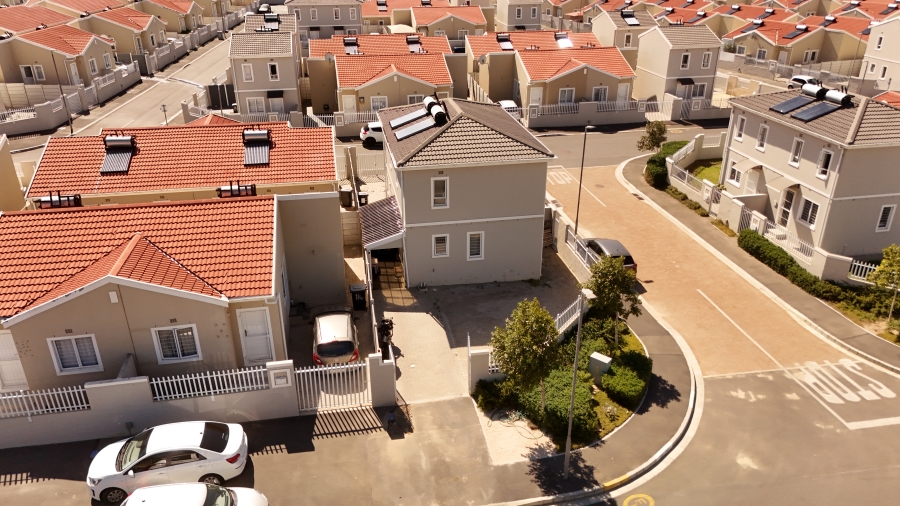 2 Bedroom Property for Sale in Rivergate Western Cape